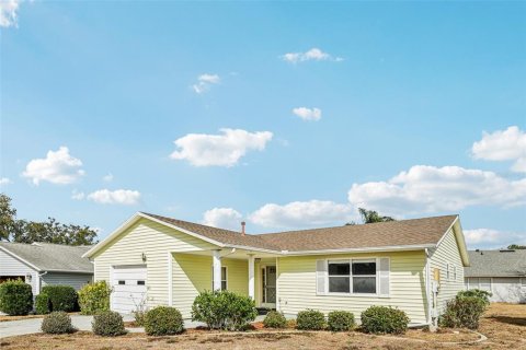Casa en Leesburg, Florida 2 dormitorios, 108.79 m2 № 2110032