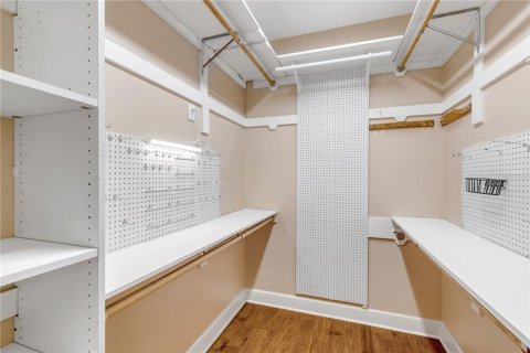 Купить виллу или дом в Нью-Смирна-Бич, Флорида 10 комнат, 195.93м2, № 2208997 - фото 19