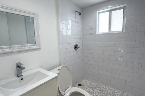 Townhouse in Miami, Florida 2 bedrooms, 92.9 sq.m. № 1834080 - photo 9