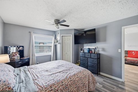 Condo in Apollo Beach, Florida, 1 bedroom № 2237914 - photo 15