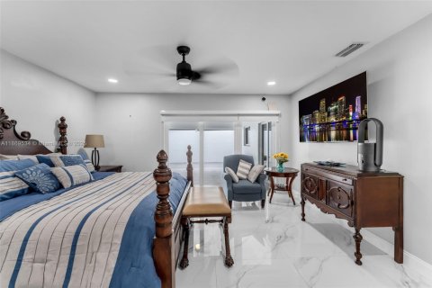 Villa ou maison à vendre à Miami, Floride: 4 chambres, 141.21 m2 № 1896779 - photo 9