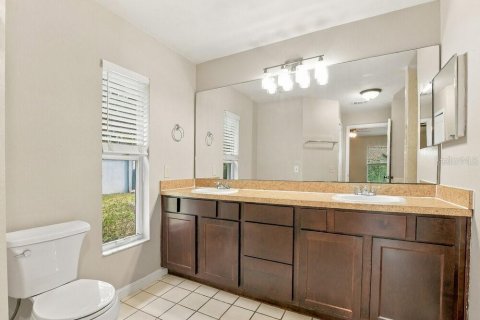 Villa ou maison à louer à Deltona, Floride: 3 chambres, 151.15 m2 № 2386095 - photo 11