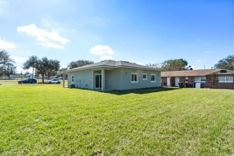 Villa ou maison à louer à Clermont, Floride: 3 chambres, 131.27 m2 № 2381168 - photo 30