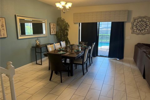House in Davenport, Florida 8 bedrooms, 363.15 sq.m. № 1537447 - photo 15