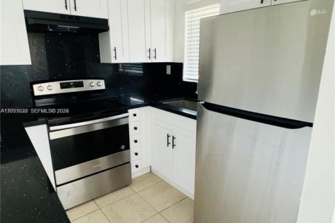 Copropriété à louer à North Miami, Floride: 1 chambre, 57.23 m2 № 2149250 - photo 18