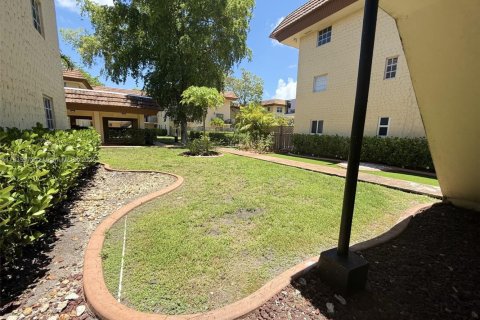 Condominio en venta en Miami, Florida, 3 dormitorios, 133.97 m2 № 1825932 - foto 28