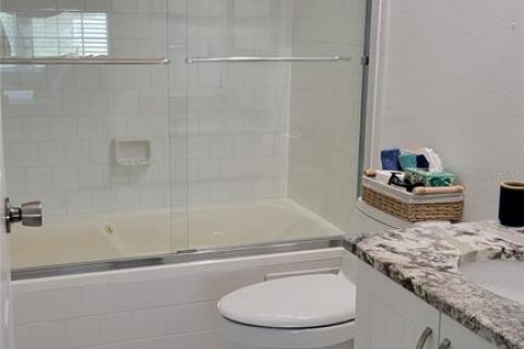 Casa en alquiler en Bradenton, Florida, 2 dormitorios, 118.17 m2 № 1191988 - foto 14