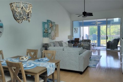 Casa en alquiler en Bradenton, Florida, 2 dormitorios, 118.17 m2 № 1191988 - foto 8