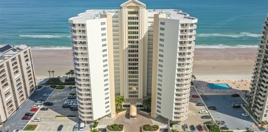 Condo in Daytona Beach Shores, Florida, 2 bedrooms  № 2318599
