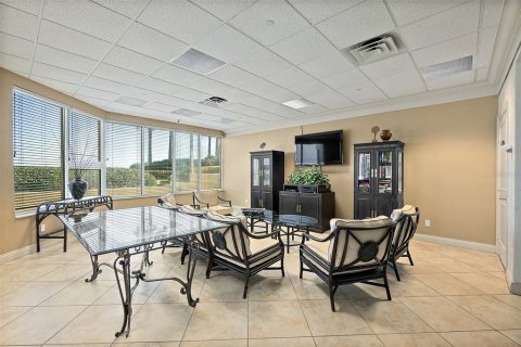 Condo in Daytona Beach Shores, Florida, 2 bedrooms  № 2318599 - photo 26