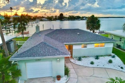 Land in Madeira Beach, Florida № 1721704 - photo 2