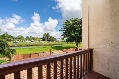 Touwnhouse à louer à Miami, Floride: 3 chambres, 144 m2 № 1957146 - photo 27