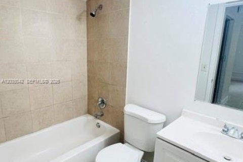 Copropriété à louer à Plantation, Floride: 2 chambres, 86.03 m2 № 2085544 - photo 7