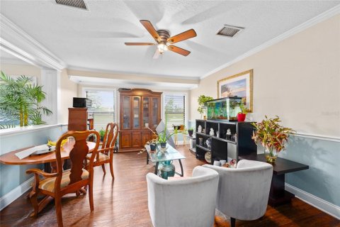 Villa ou maison à vendre à Sanford, Floride: 4 chambres, 177.81 m2 № 2291543 - photo 16