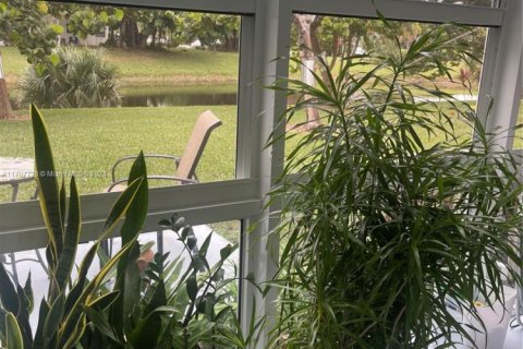 Condominio en venta en Deerfield Beach, Florida, 2 dormitorios, 76.18 m2 № 1984855 - foto 3