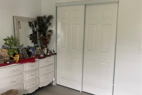 Condominio en venta en Deerfield Beach, Florida, 2 dormitorios, 76.18 m2 № 1984855 - foto 11