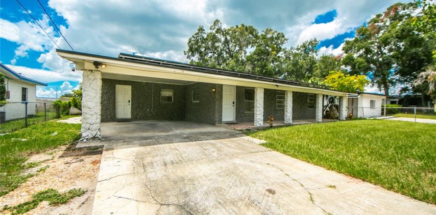 Casa en Maitland, Florida 6 dormitorios, 210.24 m2 № 1918868