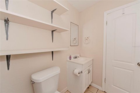 House in Maitland, Florida 6 bedrooms, 210.24 sq.m. № 1918868 - photo 5