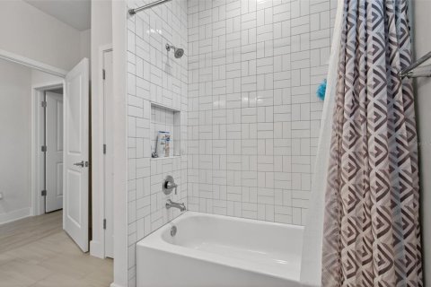 Villa ou maison à vendre à Newberry, Floride: 4 chambres, 210.33 m2 № 2098391 - photo 21
