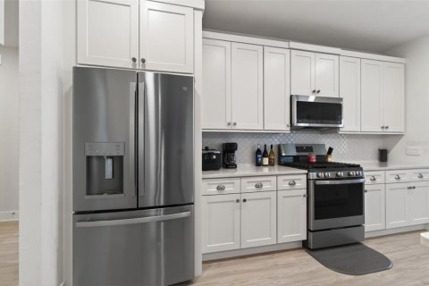 Villa ou maison à vendre à Newberry, Floride: 4 chambres, 210.33 m2 № 2098391 - photo 10