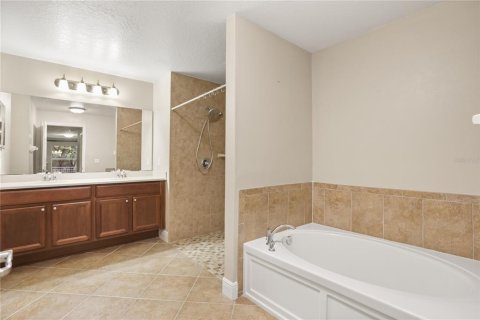 Casa en venta en Mount Dora, Florida, 3 dormitorios, 159.33 m2 № 2384447 - foto 14