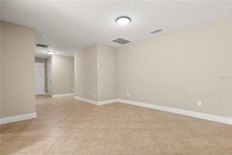 Casa en venta en Mount Dora, Florida, 3 dormitorios, 159.33 m2 № 2384447 - foto 4