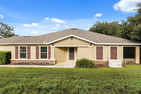 Casa en Mount Dora, Florida 3 dormitorios, 159.33 m2 № 2384447