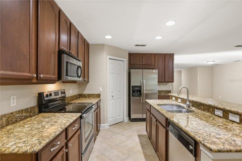 Casa en venta en Mount Dora, Florida, 3 dormitorios, 159.33 m2 № 2384447 - foto 9