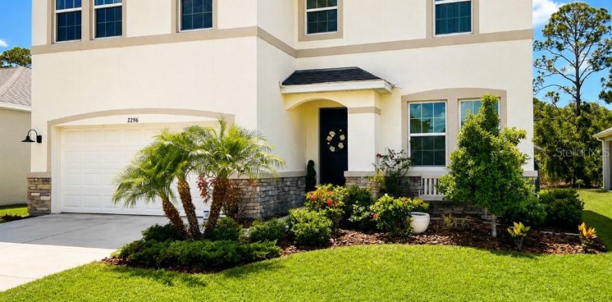 House in Sarasota, Florida 4 bedrooms, 256.04 sq.m. № 2234238