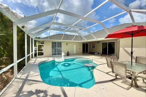 Villa ou maison à louer à North Port, Floride: 3 chambres, 180.97 m2 № 2117255 - photo 29