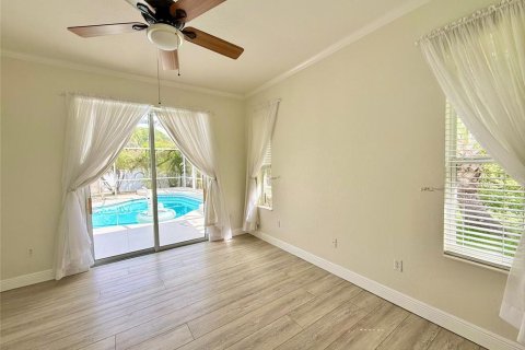 Villa ou maison à louer à North Port, Floride: 3 chambres, 180.97 m2 № 2117255 - photo 21