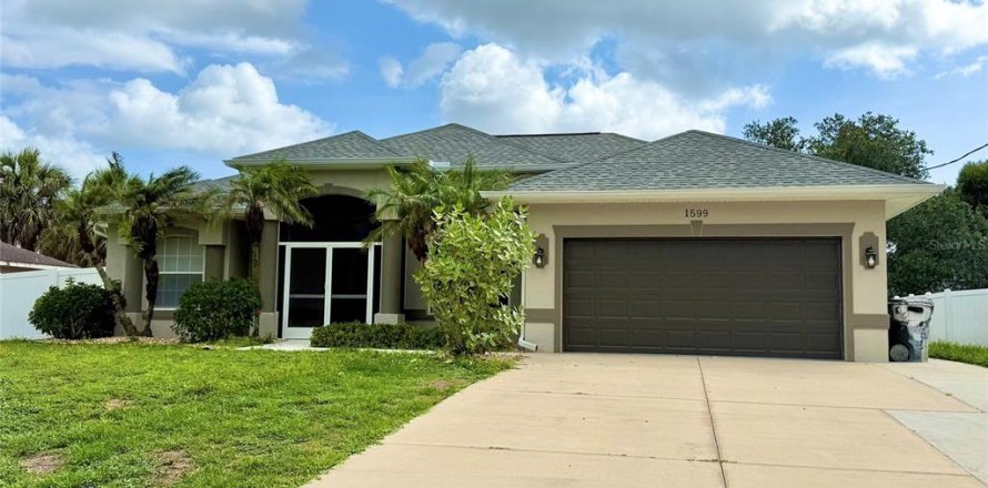 Villa ou maison à North Port, Floride 3 chambres, 180.97 m2 № 2117255