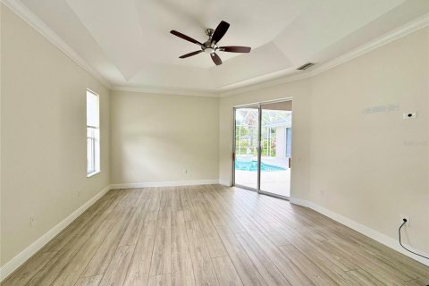 Villa ou maison à louer à North Port, Floride: 3 chambres, 180.97 m2 № 2117255 - photo 15