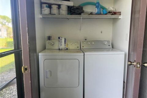 Condo in Oldsmar, Florida, 2 bedrooms  № 2105596 - photo 17