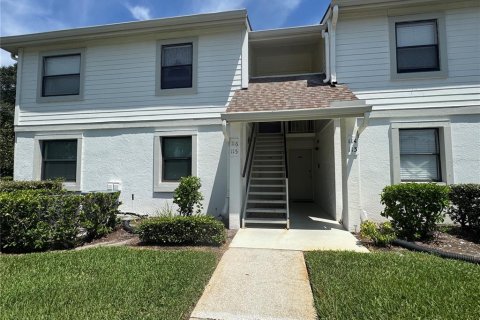 Condo in Oldsmar, Florida, 2 bedrooms  № 2105596