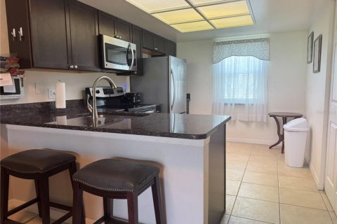 Condo in Oldsmar, Florida, 2 bedrooms  № 2105596 - photo 4