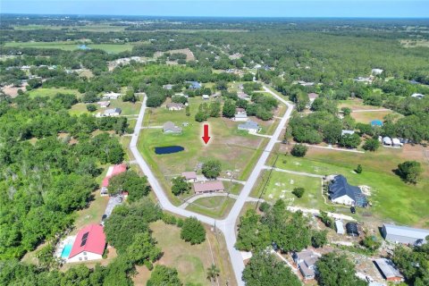 House in Lakeland, Florida 3 bedrooms, 167.97 sq.m. № 1735430 - photo 3