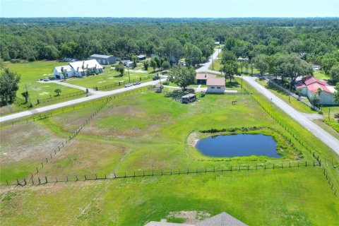 House in Lakeland, Florida 3 bedrooms, 167.97 sq.m. № 1735430 - photo 7