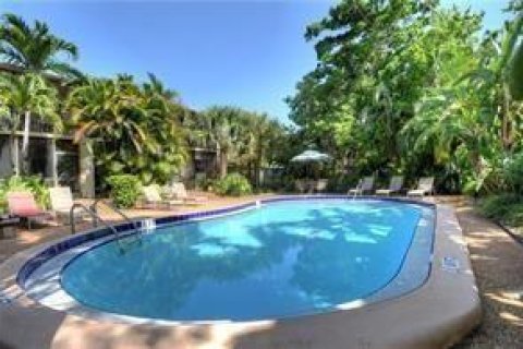 Condominio en alquiler en Fort Lauderdale, Florida, 1 dormitorio, 58.71 m2 № 1178516 - foto 1