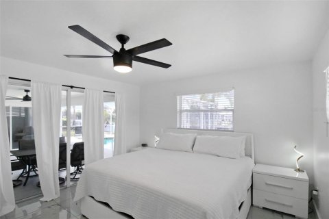 Villa ou maison à louer à Punta Gorda, Floride: 3 chambres, 193.7 m2 № 2298939 - photo 19