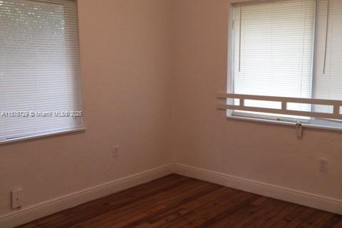 Villa ou maison à louer à Miami, Floride: 2 chambres, 306.48 m2 № 1923618 - photo 13