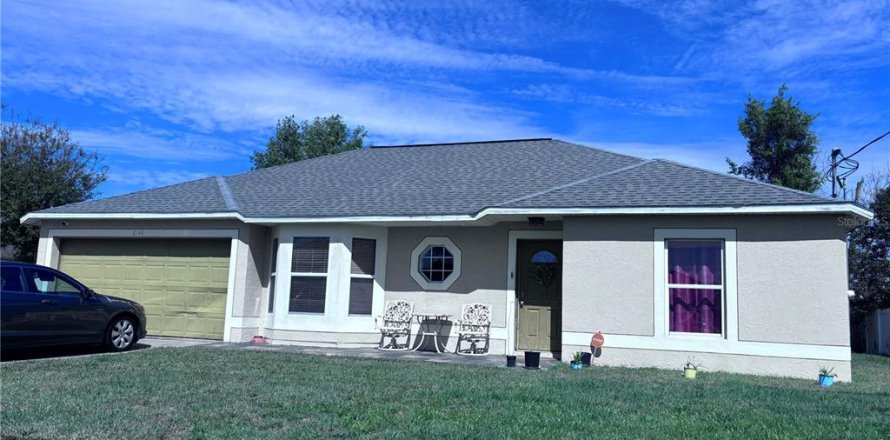 House in Deltona, Florida 4 bedrooms, 158.31 sq.m. № 1514673