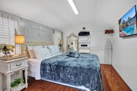 Propiedad comercial en alquiler en Hollywood, Florida, 1 dormitorio, 163.04 m2 № 1930319 - foto 10