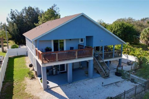 House in Bradenton, Florida 3 bedrooms, 180.6 sq.m. № 1866517 - photo 5