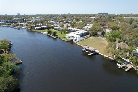 Terreno en venta en Tampa, Florida № 1517371 - foto 2