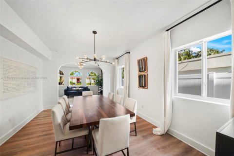 Villa ou maison à vendre à Miami Beach, Floride: 4 chambres, 264.4 m2 № 1962142 - photo 12