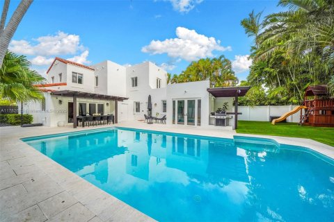 Villa ou maison à vendre à Miami Beach, Floride: 4 chambres, 264.4 m2 № 1962142 - photo 5