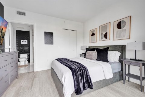 Снять в аренду кондоминиум в Майами, Флорида 1 спальня, 55.09м2, № 2005319 - фото 23