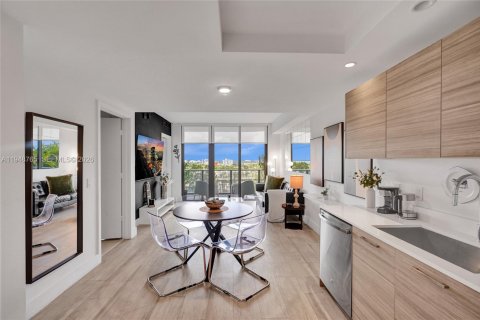 Снять в аренду кондоминиум в Майами, Флорида 1 спальня, 55.09м2, № 2005319 - фото 3