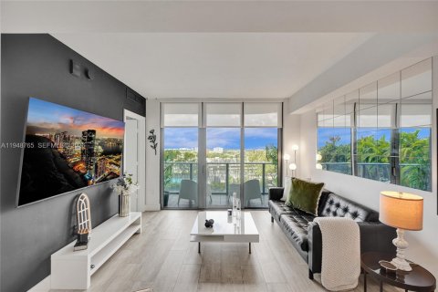 Снять в аренду кондоминиум в Майами, Флорида 1 спальня, 55.09м2, № 2005319 - фото 8